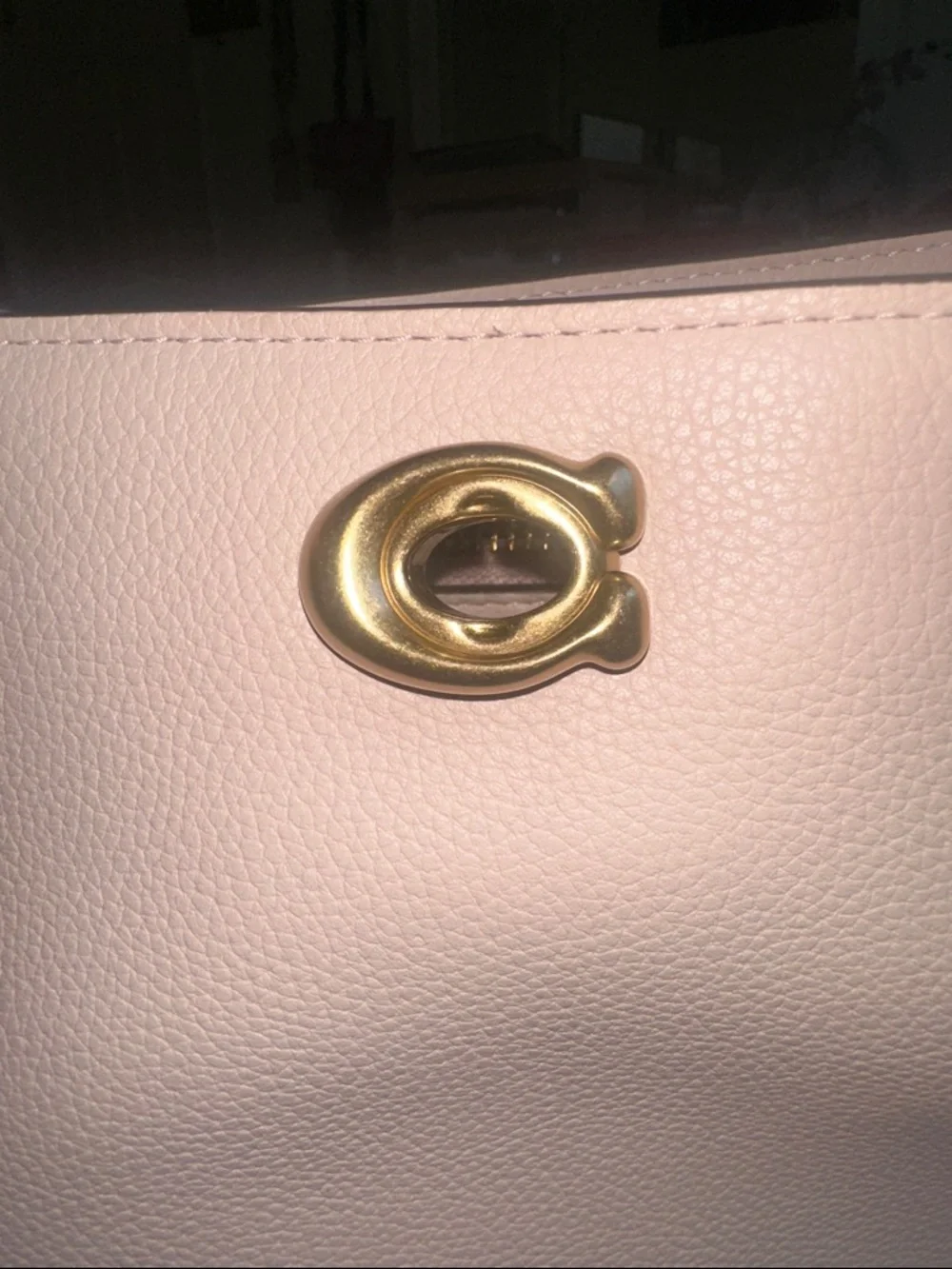 Coach Pebbled Leather Shoulder Bag in Pale Pink with Gold Hardware - Picture 6 of 6